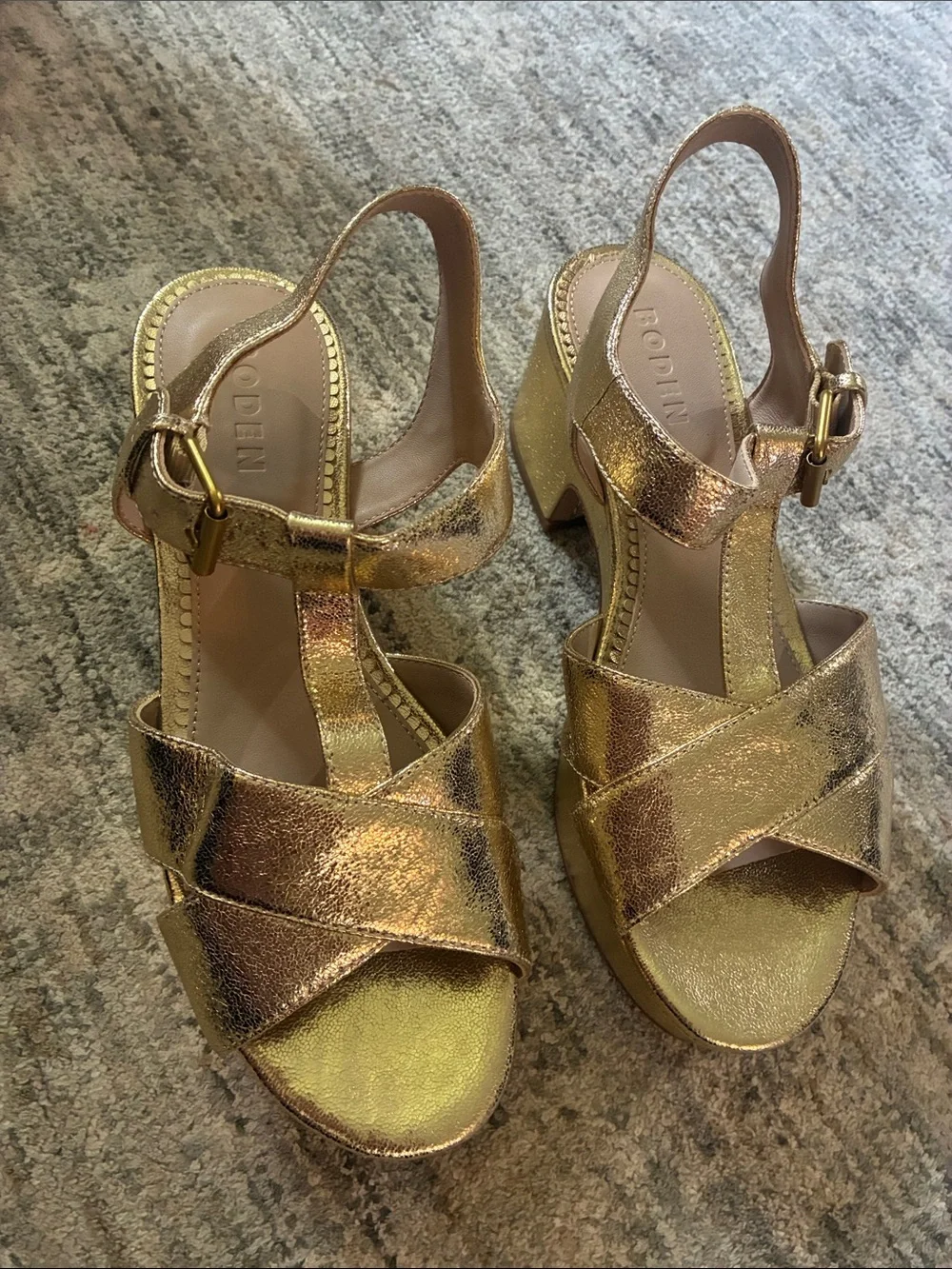 Boden - Metallic Gold Platform Slingback Sandals - like new - size 38 (7.5 /8)